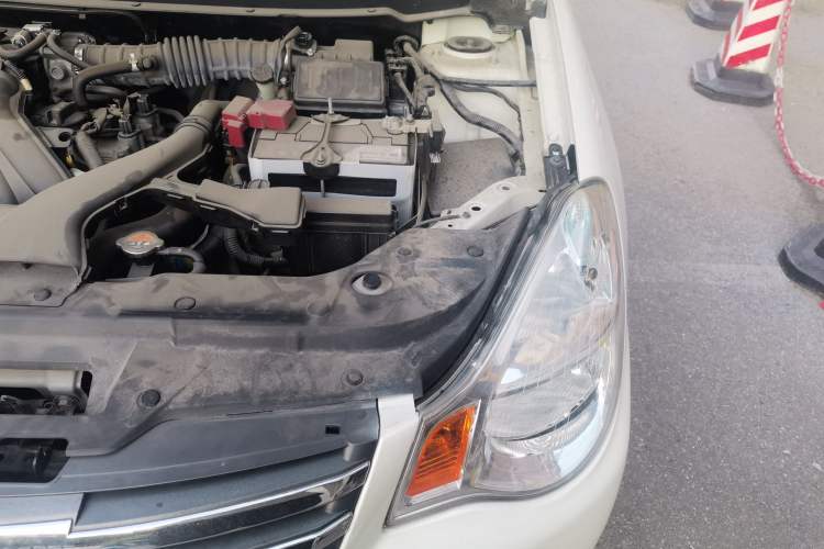 Used Nissan Sylphy 2018 Classic 1.6XE+ CVT Leading Edition Engine Bay Left