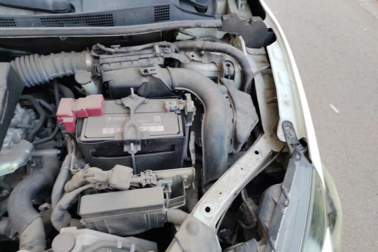 Used Nissan Sylphy 2018 1.6XV CVT Deluxe Edition Engine Bay Left