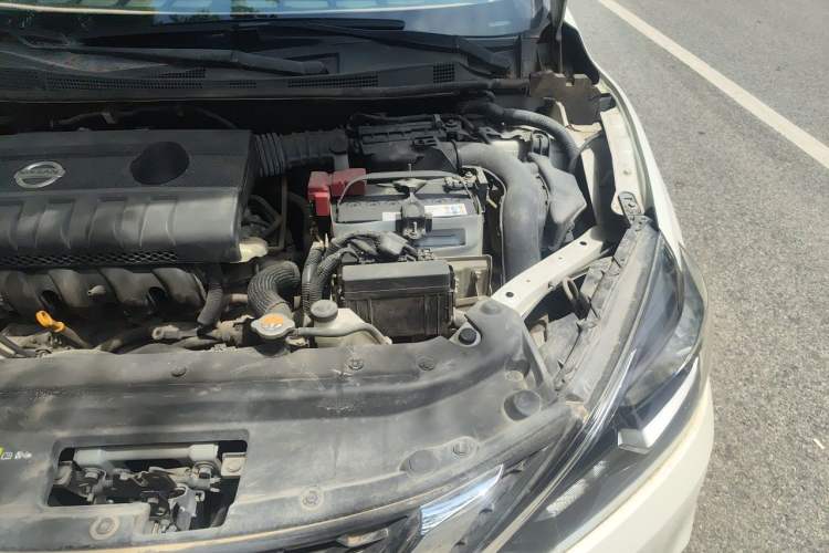Used Nissan Sylphy 2018 1.6XL Manual Luxury Edition Engine Bay Left