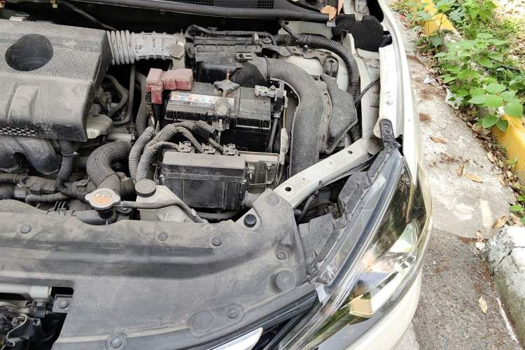 Used Nissan Sylphy 2018 1.6XV CVT Deluxe Edition Engine Bay Left