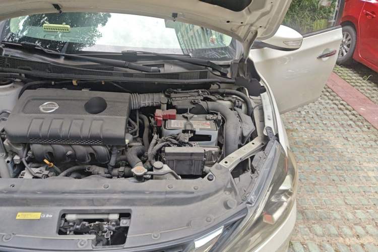 Used Nissan Sylphy 2018 1.6XV CVT Deluxe Edition Engine Bay Left