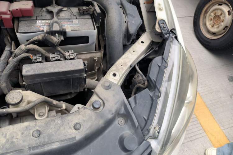 Used Nissan Sylphy 2018 1.6XV CVT Deluxe Edition Engine Bay Left