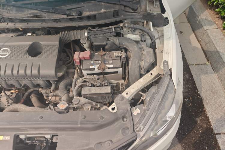 Used Nissan Sylphy 2018 1.6XV CVT Deluxe Edition Engine Bay Left