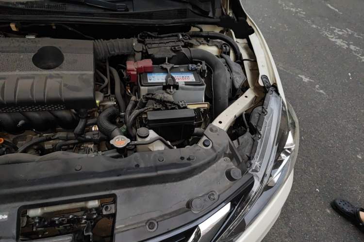 Used Nissan Sylphy 2018 1.6XV CVT Deluxe Edition Engine Bay Left