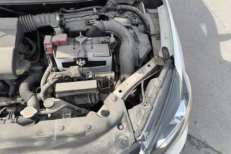 Used Nissan Sylphy 2018 1.6XV CVT Deluxe Edition Engine Bay Left