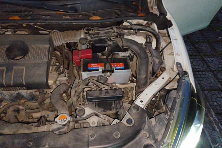 Used Nissan Sylphy 2018 1.6XV CVT Deluxe Edition Engine Bay Left