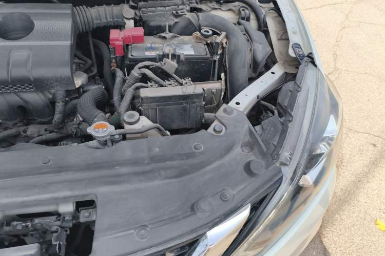 Used Nissan Sylphy 2018 1.6XV CVT Deluxe Edition Engine Bay Left