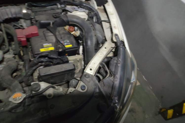 Used Nissan Sylphy 2018 1.6XV CVT Deluxe Edition Engine Bay Left