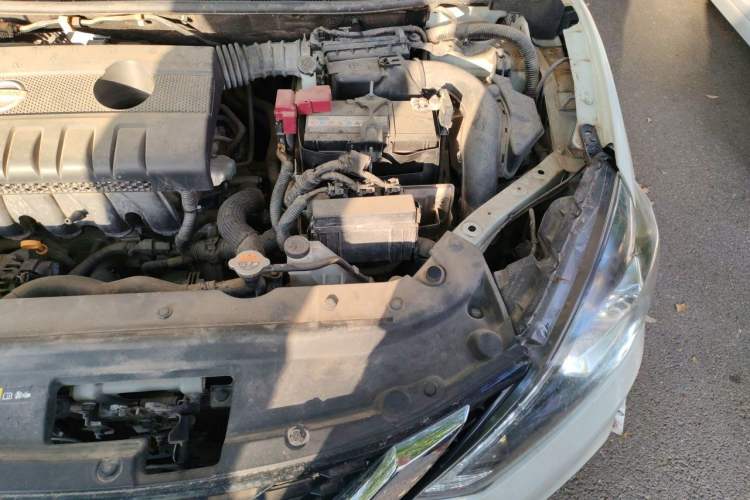 Used Nissan Sylphy 2018 1.6XV CVT Deluxe Edition Engine Bay Left