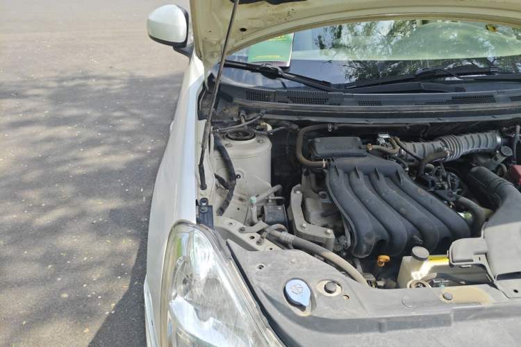 Used Nissan Sylphy 2018 Classic 1.6XE Manual Comfort Edition Engine Bay Right