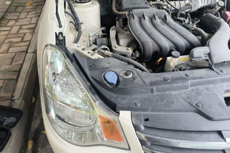 Used Nissan Sylphy 2018 Classic 1.6XE+ Manual Leading Edition Engine Bay Right