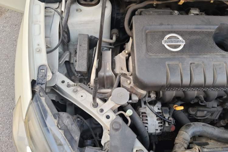 Used Nissan Sylphy 2018 1.6XV CVT Deluxe Edition Engine Bay Right