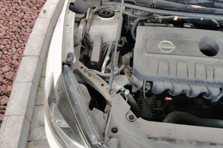 Used Nissan Sylphy 2018 1.6XV CVT Deluxe Edition Engine Bay Right