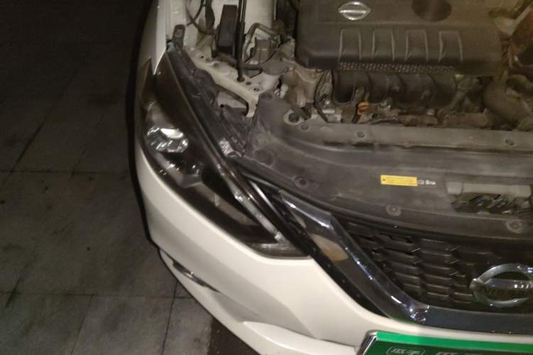 Used Nissan Sylphy 2018 1.6XV CVT Deluxe Edition Engine Bay Right