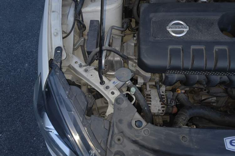 Used Nissan Sylphy 2018 1.6XV CVT Deluxe Edition Engine Bay Right