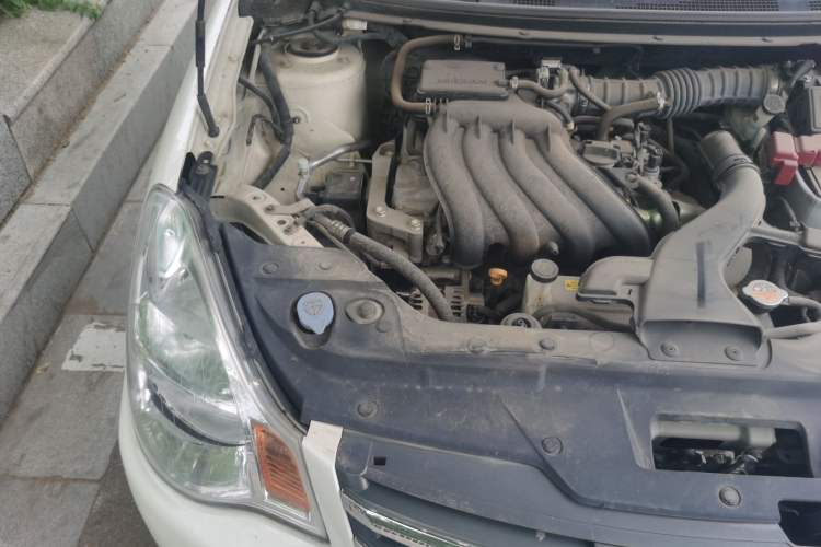 Used Nissan Sylphy 2018 Classic 1.6XE+ Manual Luxury Edition Engine Bay Right