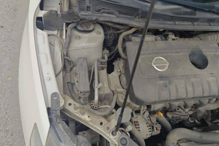 Used Nissan Sylphy 2018 1.6XV CVT Deluxe Edition Engine Bay Right