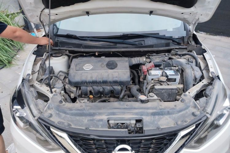Used Nissan Sylphy 2018 1.6XV CVT Deluxe Edition Engine Bay