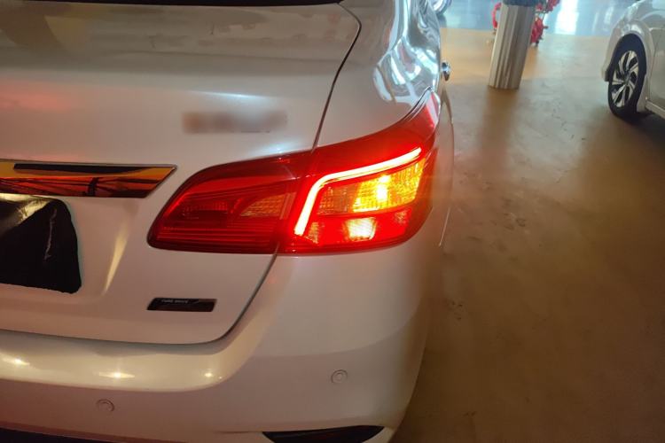 Used Nissan Sylphy 2018 1.6XV CVT Deluxe Edition Exterior 1
