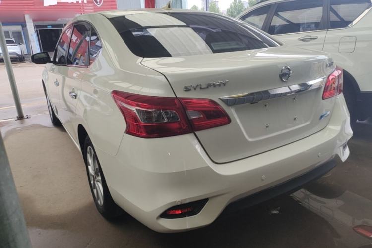 Used Nissan Sylphy 2018 1.6XV CVT Deluxe Edition Exterior 2