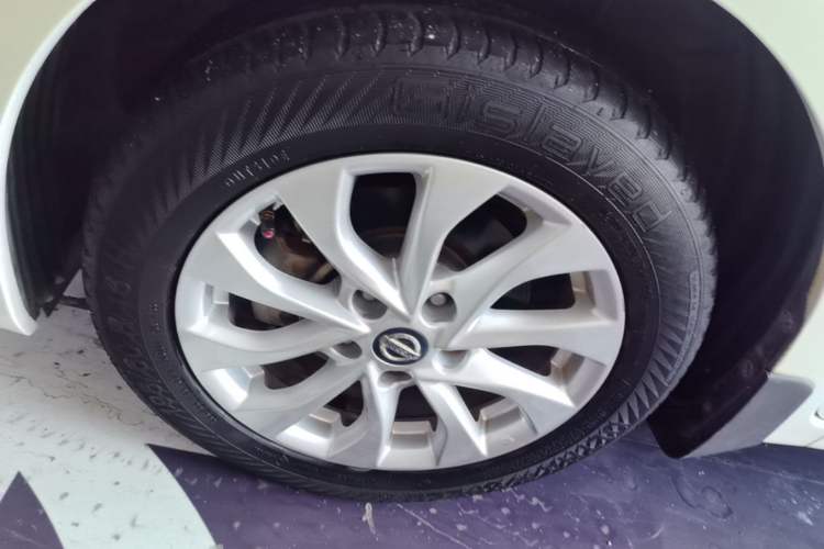 Used Nissan Sylphy 2018 1.6XV CVT Deluxe Edition Exterior 2