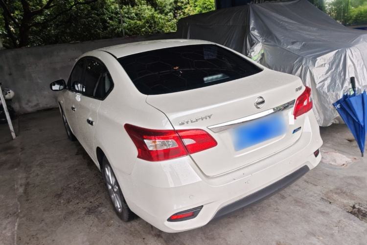 Used Nissan Sylphy 2018 1.6XV CVT Deluxe Edition Exterior 2