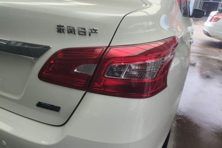 Used Nissan Sylphy 2018 1.6XV CVT Deluxe Edition Exterior 3
