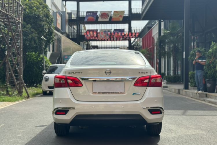 Used Nissan Sylphy 2018 1.6XV CVT Deluxe Edition Exterior 3
