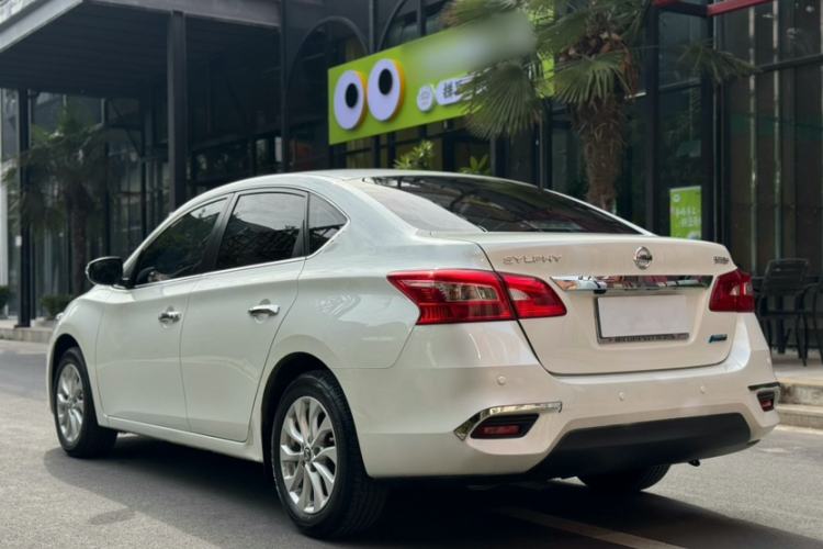 Used Nissan Sylphy 2018 1.6XV CVT Deluxe Edition Exterior 4
