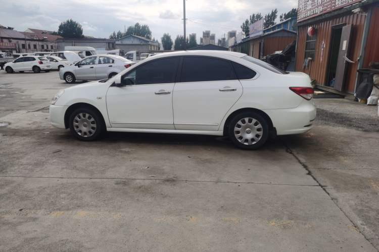 Used Nissan Sylphy 2018 Classic 1.6XE Manual Comfort Edition Exterior 4