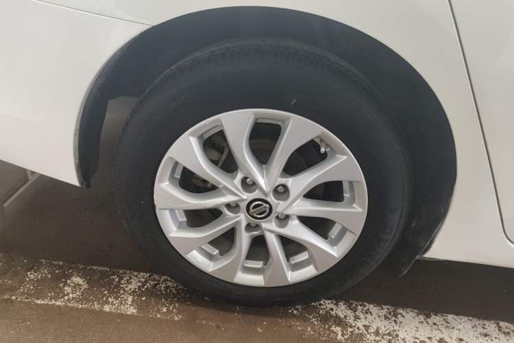 Used Nissan Sylphy 2018 1.6XV CVT Deluxe Edition Exterior 5