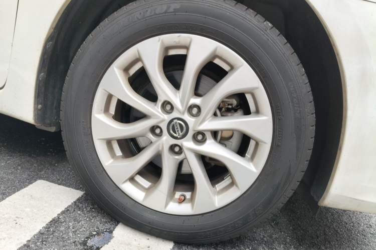 Used Nissan Sylphy 2018 1.6XV CVT Deluxe Edition Exterior 7