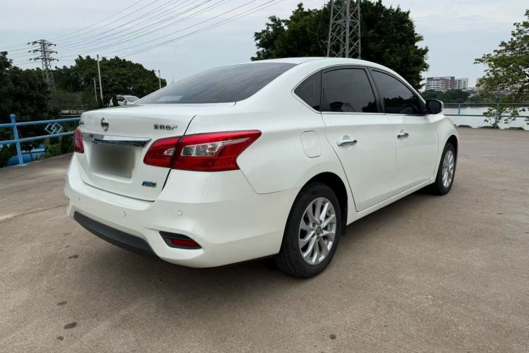 Used Nissan Sylphy 2018 1.6XV CVT Deluxe Edition Exterior 8