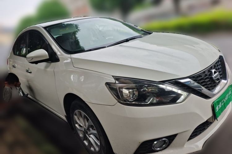 Used Nissan Sylphy 2018 1.6XV CVT Deluxe Edition Front Right 45 Deg