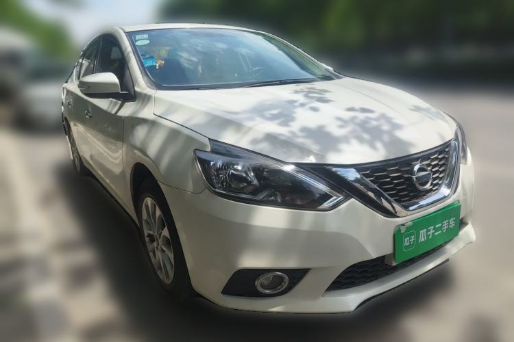 Used Nissan Sylphy 2018 1.6XL Manual Luxury Edition Front Right 45 Deg