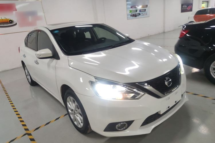 Used Nissan Sylphy 2018 1.6XL Manual Luxury Edition Front Right 45 Deg