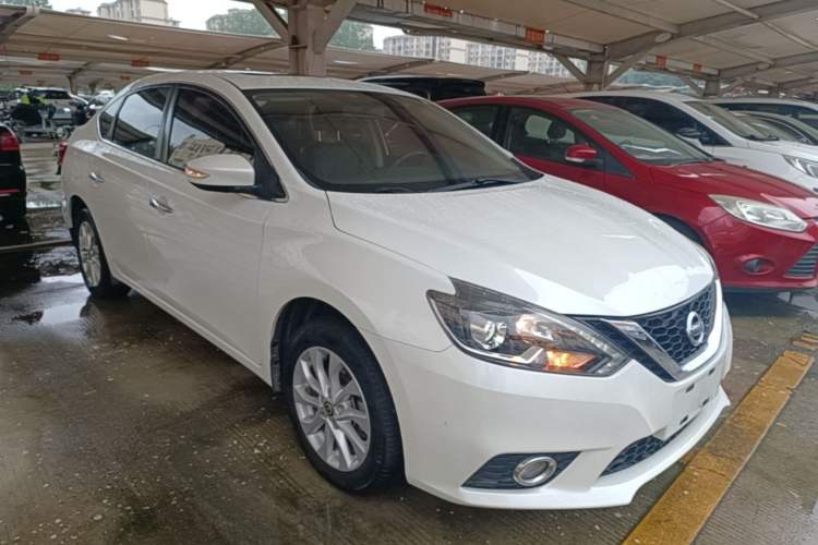 Used Nissan Sylphy 2018 1.6XV CVT Deluxe Edition Front Right 45 Deg