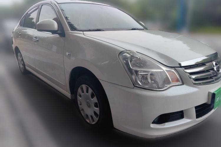 Used Nissan Sylphy 2018 Classic 1.6XE Manual Comfort Edition Front Right 45 Deg