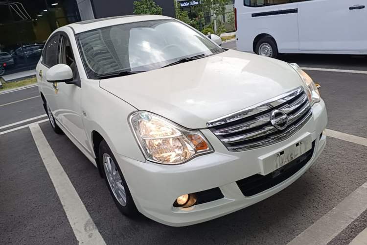 Used Nissan Sylphy 2018 Classic 1.6XE+ CVT Leading Edition Front Right 45 Deg