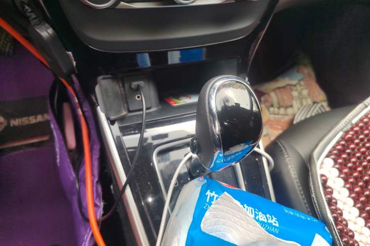 Used Nissan Sylphy 2018 1.6XV CVT Deluxe Edition Gear Lever