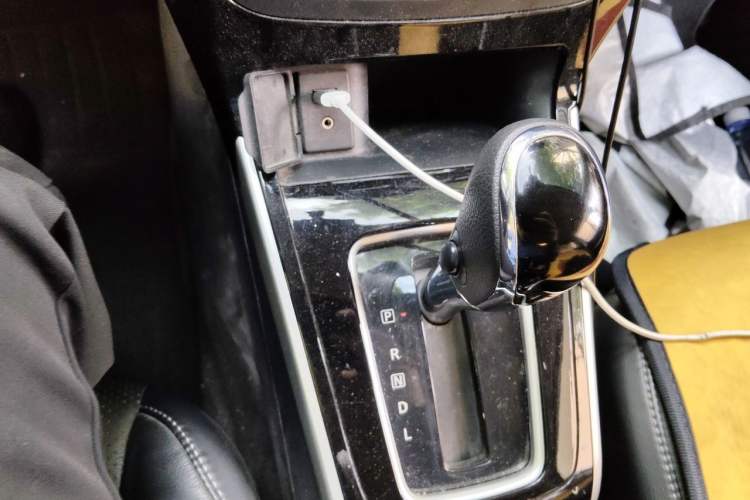 Used Nissan Sylphy 2018 1.6XV CVT Deluxe Edition Gear Lever