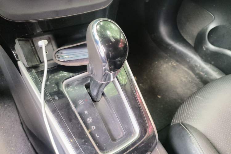 Used Nissan Sylphy 2018 1.6XV CVT Deluxe Edition Gear Lever