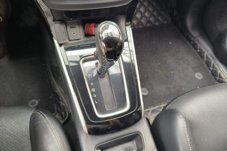 Used Nissan Sylphy 2018 1.6XV CVT Deluxe Edition Gear Lever