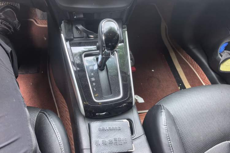 Used Nissan Sylphy 2018 1.6XV CVT Deluxe Edition Gear Lever