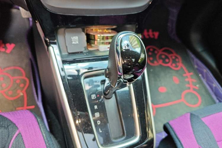 Used Nissan Sylphy 2018 1.6XV CVT Deluxe Edition Gear Lever