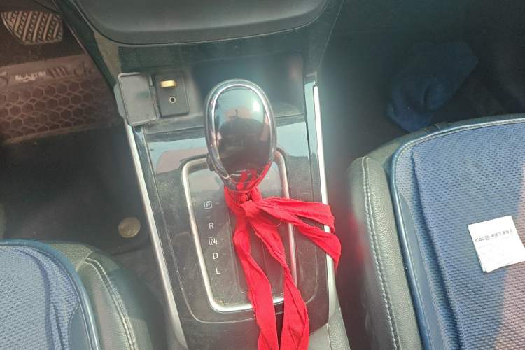 Used Nissan Sylphy 2018 1.6XV CVT Deluxe Edition Gear Lever