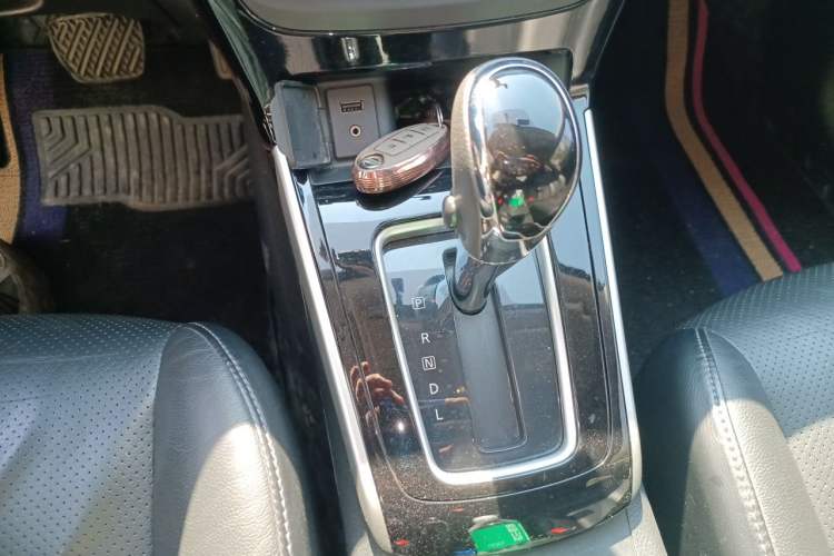 Used Nissan Sylphy 2018 1.6XV CVT Deluxe Edition Gear Lever