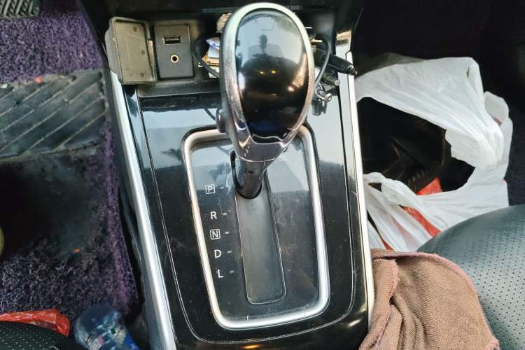 Used Nissan Sylphy 2018 1.6XV CVT Deluxe Edition Gear Lever