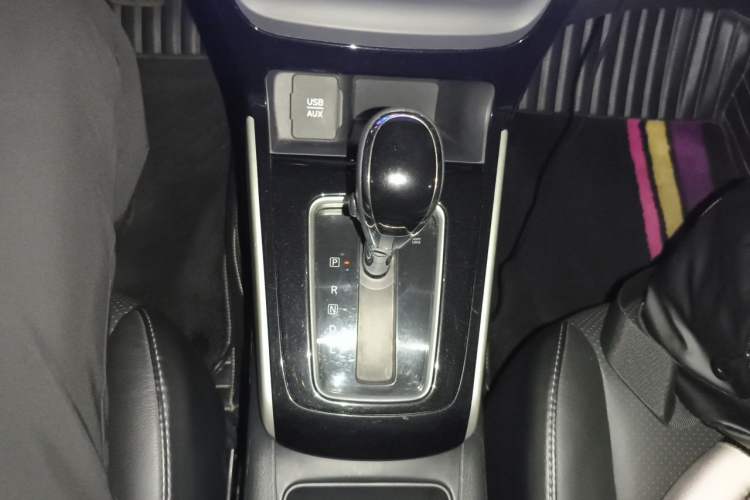 Used Nissan Sylphy 2018 1.6XV CVT Deluxe Edition Gear Lever