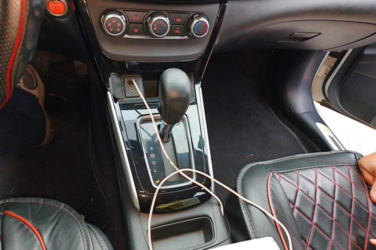 Used Nissan Sylphy 2018 1.6XV CVT Deluxe Edition Gear Lever
